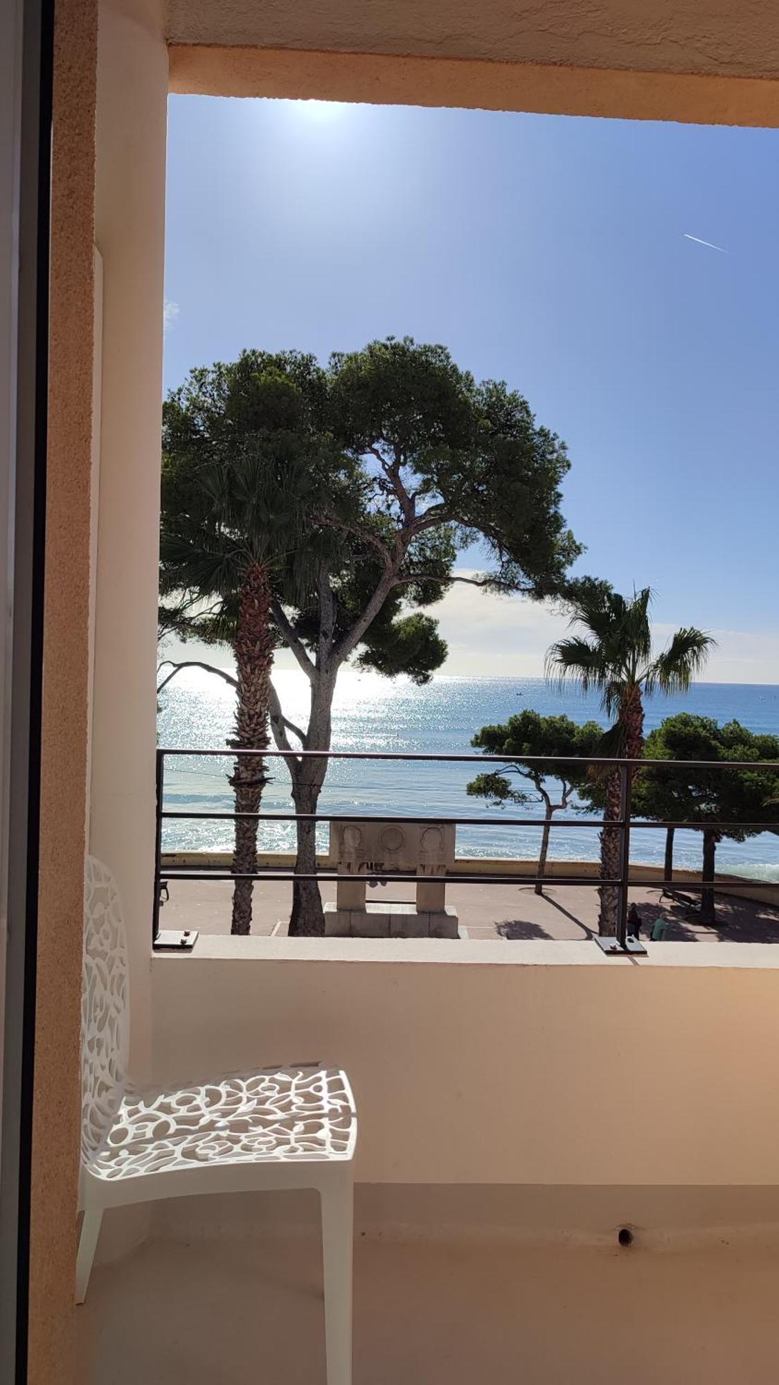 Hotel Restaurant Miramar L'Orchidee لا سيوتا المظهر الخارجي الصورة